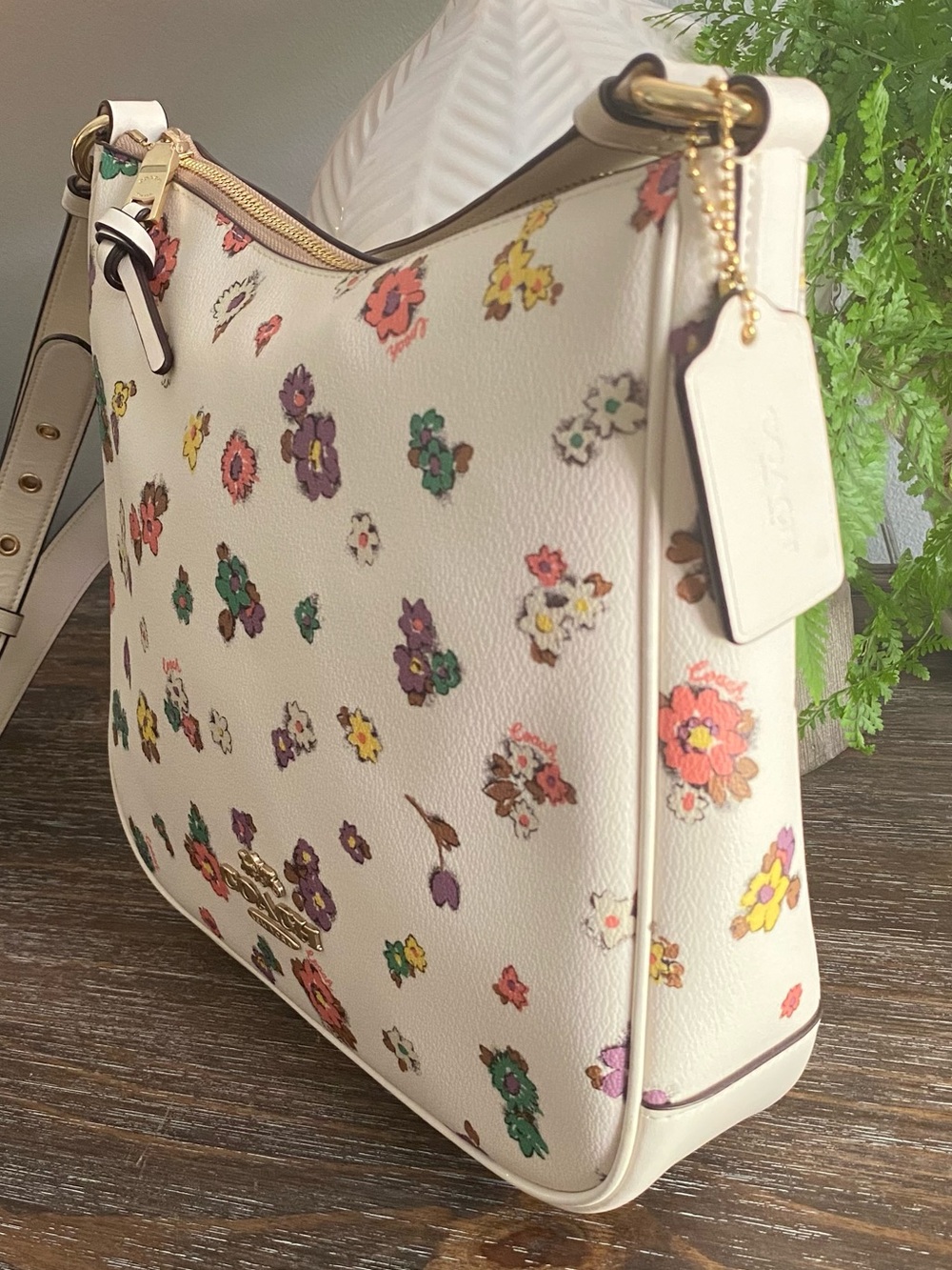 Coach ELLIE FILE BAG WITH SPACED FLORAL FIELD PRINT Crossbody Beige Gold - Picture 15 of 16